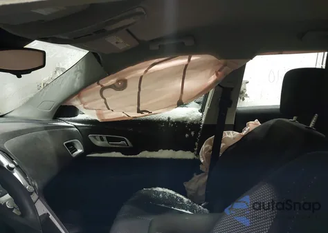 2017 Chevrolet Equinox Ls z USA, uszkodzony, nr VIN 2GNALBEK2H1537137